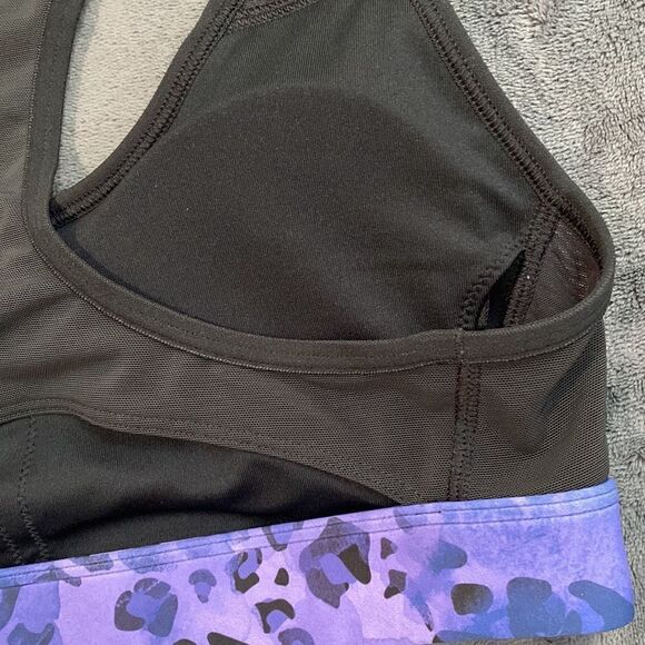 Reebok Modern Safari Lux Racer Sports Bra Size Medium NWT - Picture 9 of 12